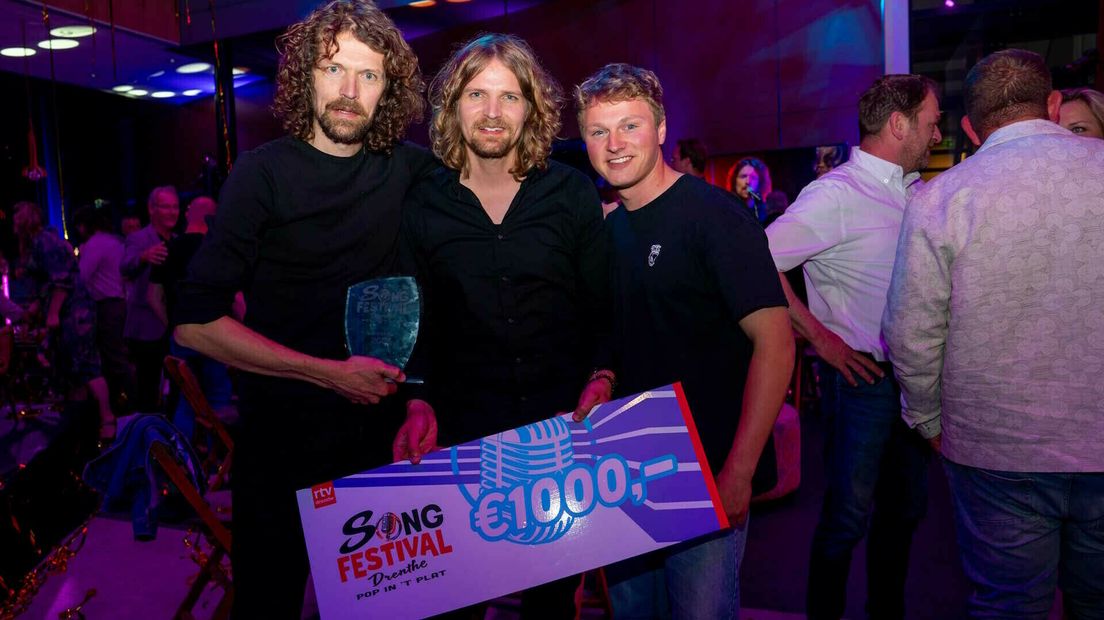 Songfestival Drenthe De Broers Roo foto RTV Drenthe