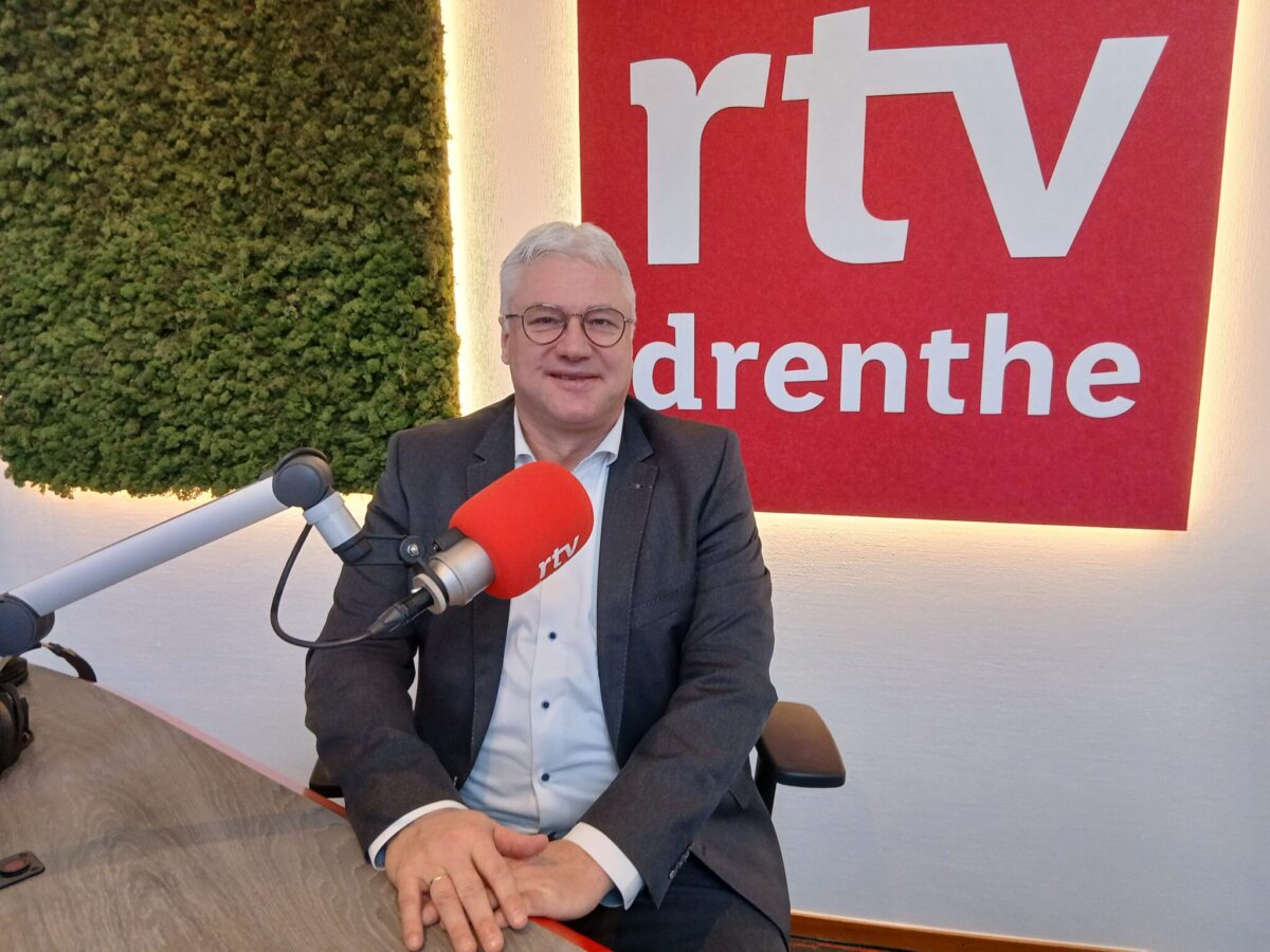 Praot Drents met mij Jan Zwiers