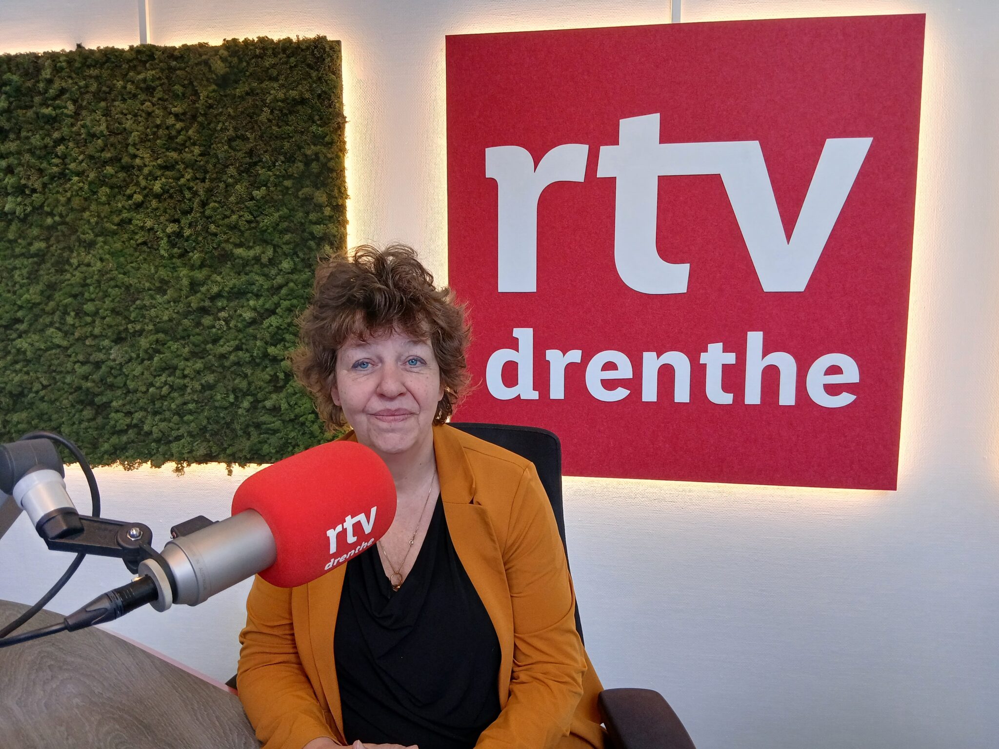 Praot Drents met mij Mabel Stuiver